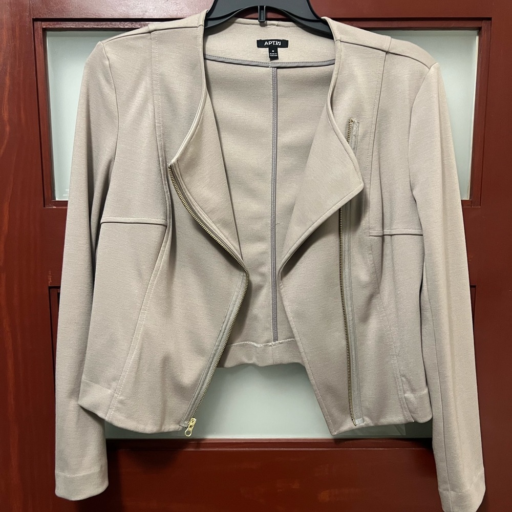 Apt.9 Blazer